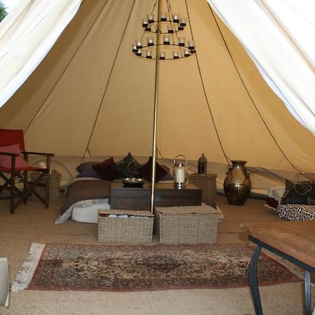 Home Farm Radnage Glamping Bell Tent 7, With Log Burner And Fire Pit High Wycombe Exterior photo